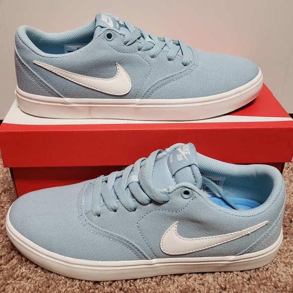 Nike Shoes - Nike SB Check Solarsoft